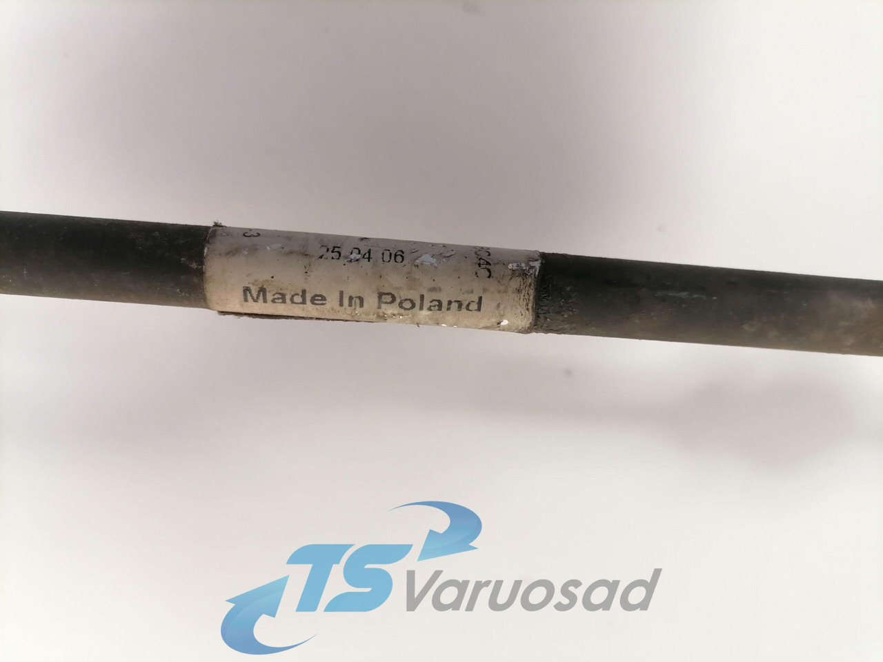 Volvo A/C pipe 20516062 - Heating/ Ventilation for Truck: picture 4 Volvo A/C pipe 20516062 - Heating/ Ventilation for Truck: picture 4
