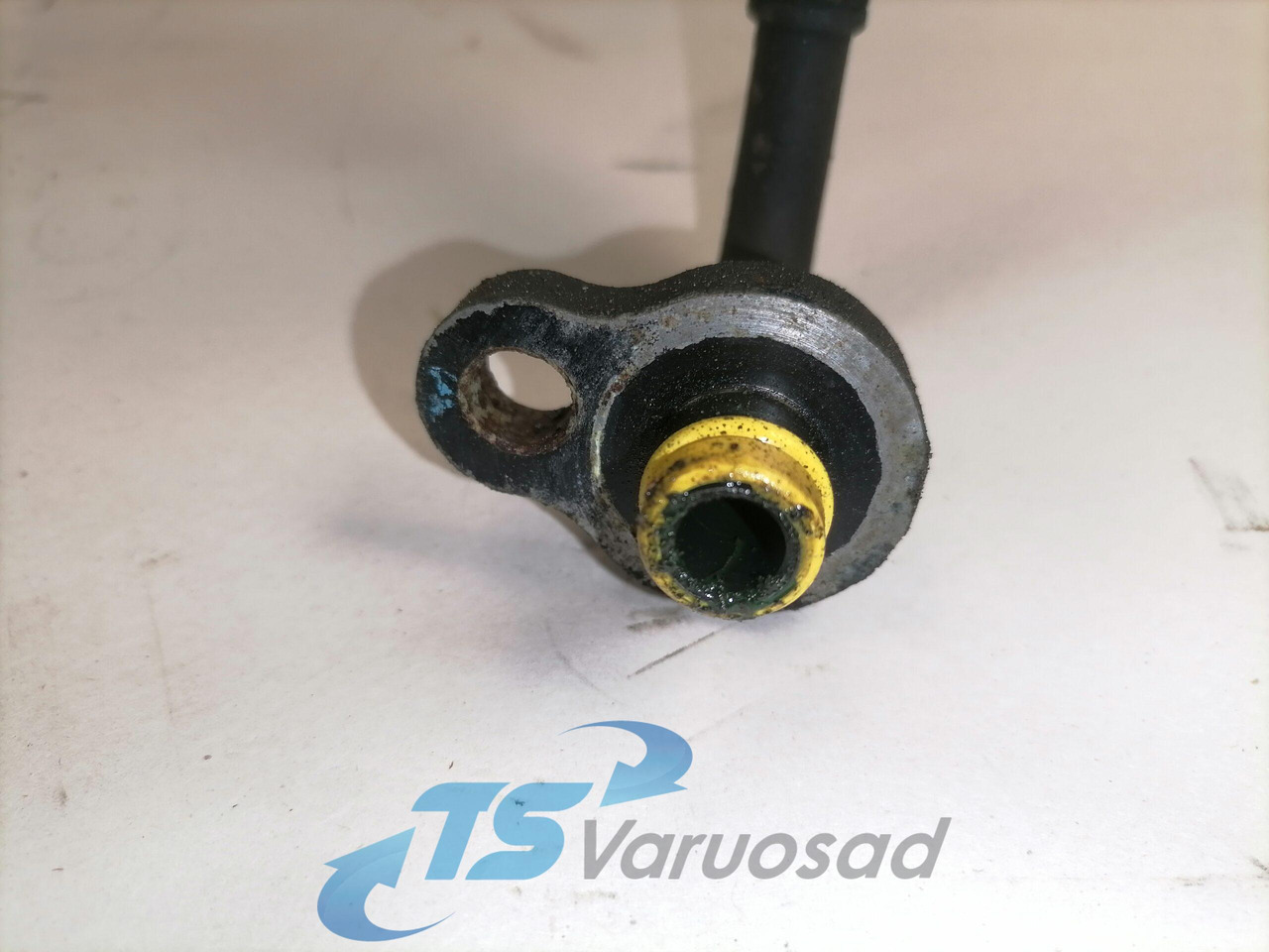 Volvo A/C pipe 84180959 - Heating/ Ventilation for Truck: picture 4 Volvo A/C pipe 84180959 - Heating/ Ventilation for Truck: picture 4