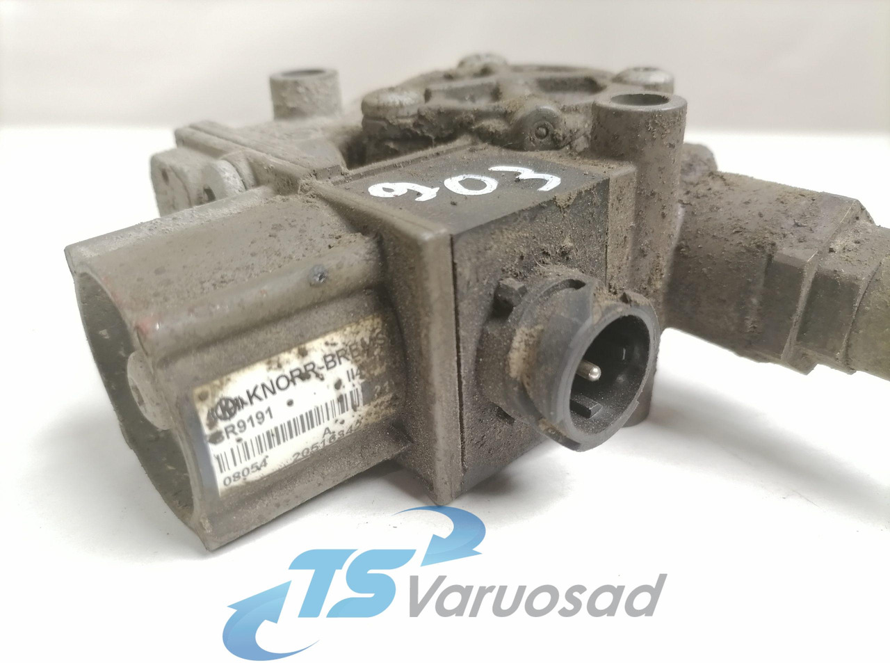 Volvo ABS brake valve 20516342 - Brake valve for Truck: picture 2 Volvo ABS brake valve 20516342 - Brake valve for Truck: picture 2
