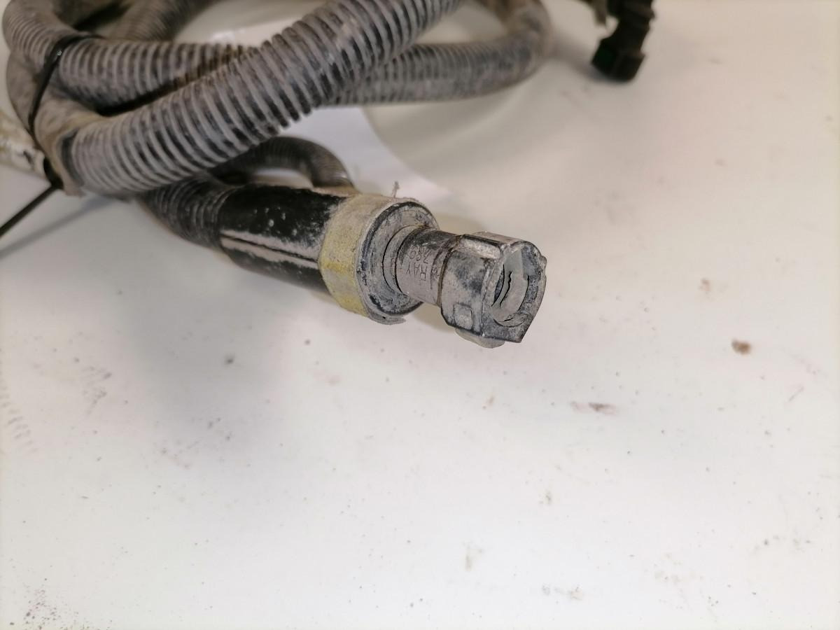 Volvo ADBlue kaabel 20927930 - Fuel system for Truck: picture 2 Volvo ADBlue kaabel 20927930 - Fuel system for Truck: picture 2