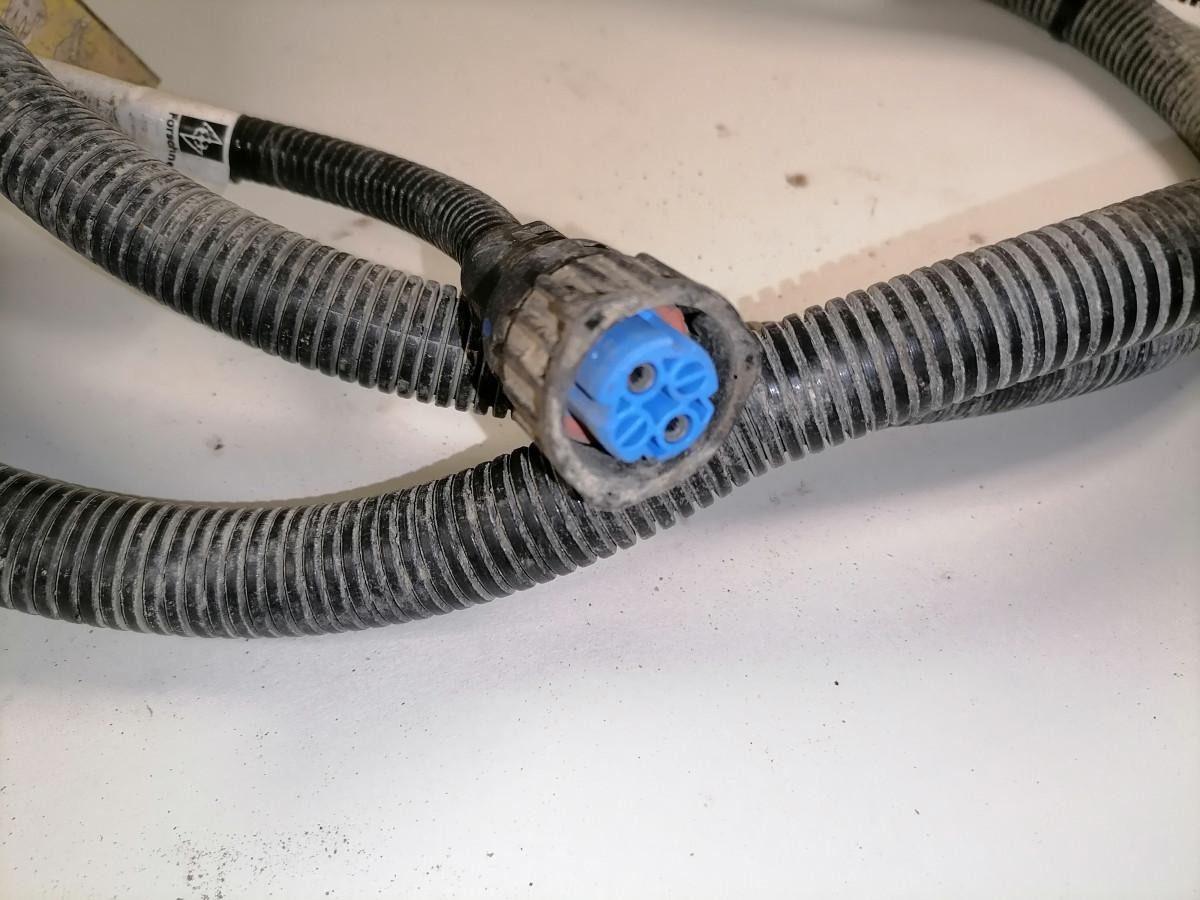 Volvo Ad Blue cable 20952899 - Fuel system for Truck: picture 2 Volvo Ad Blue cable 20952899 - Fuel system for Truck: picture 2