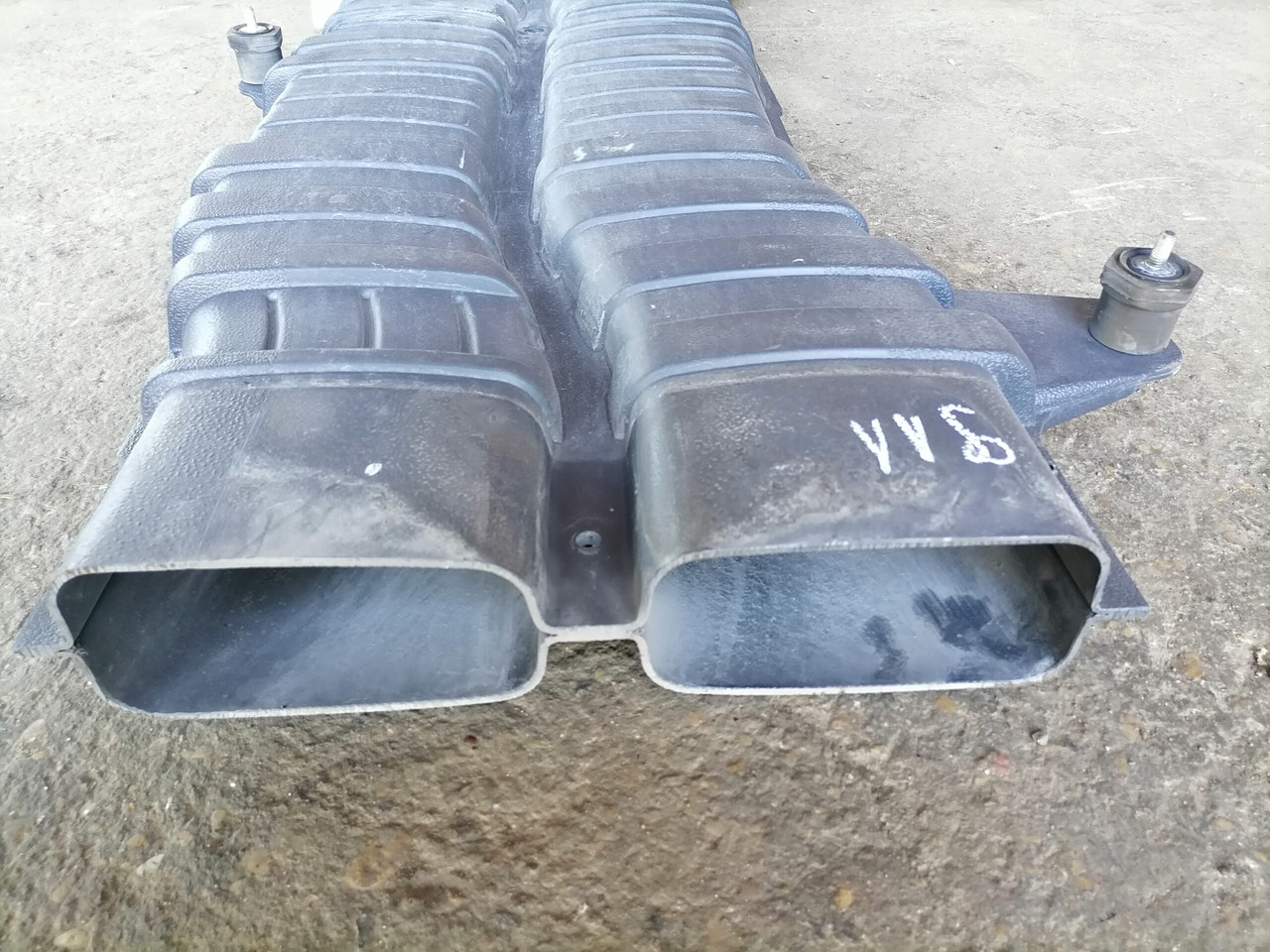 Volvo Air intake 8149814 - Air intake system for Truck: picture 5 Volvo Air intake 8149814 - Air intake system for Truck: picture 5