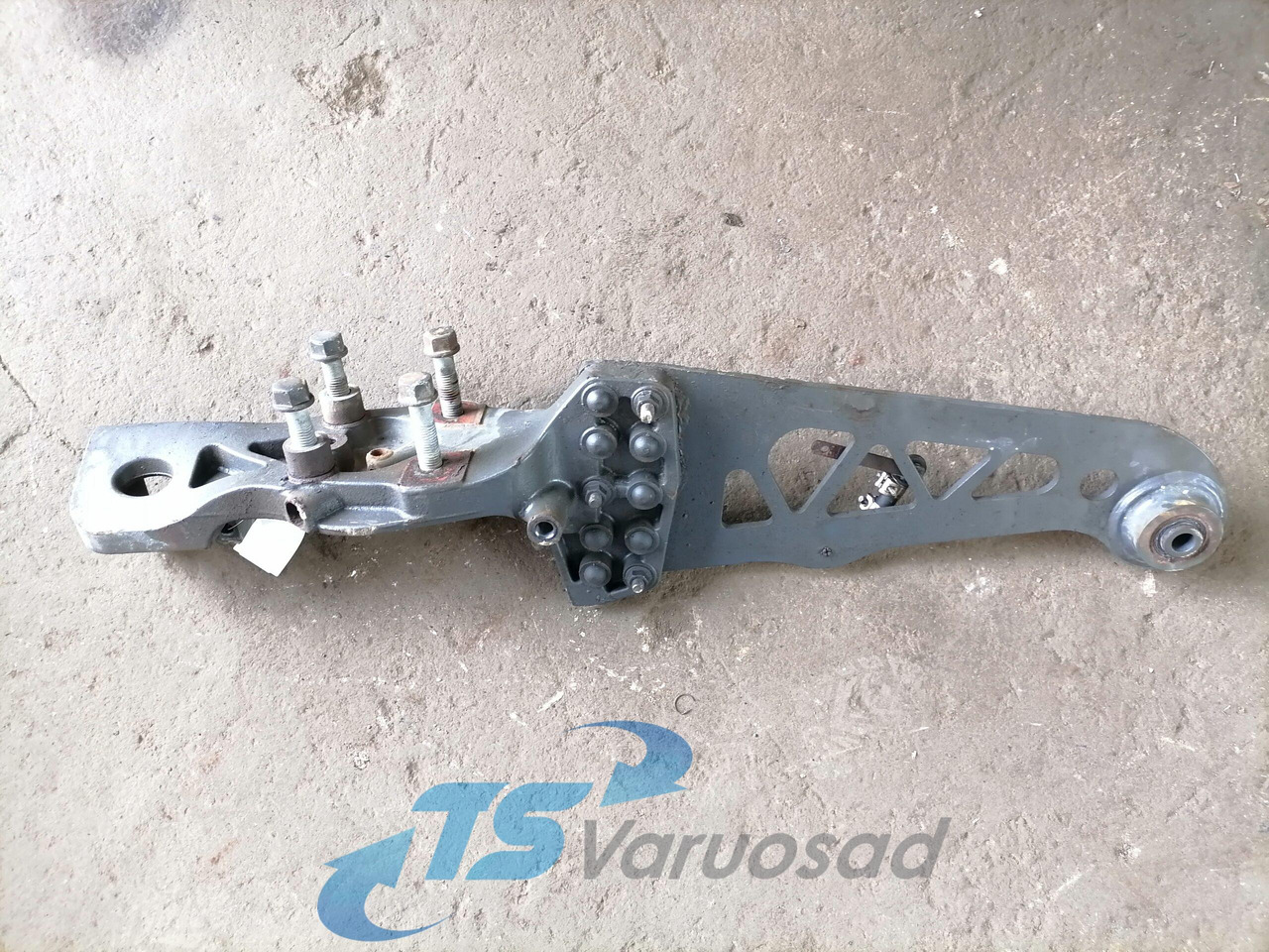 Volvo Air spring bracket 22119742 - Air suspension for Truck: picture 2 Volvo Air spring bracket 22119742 - Air suspension for Truck: picture 2