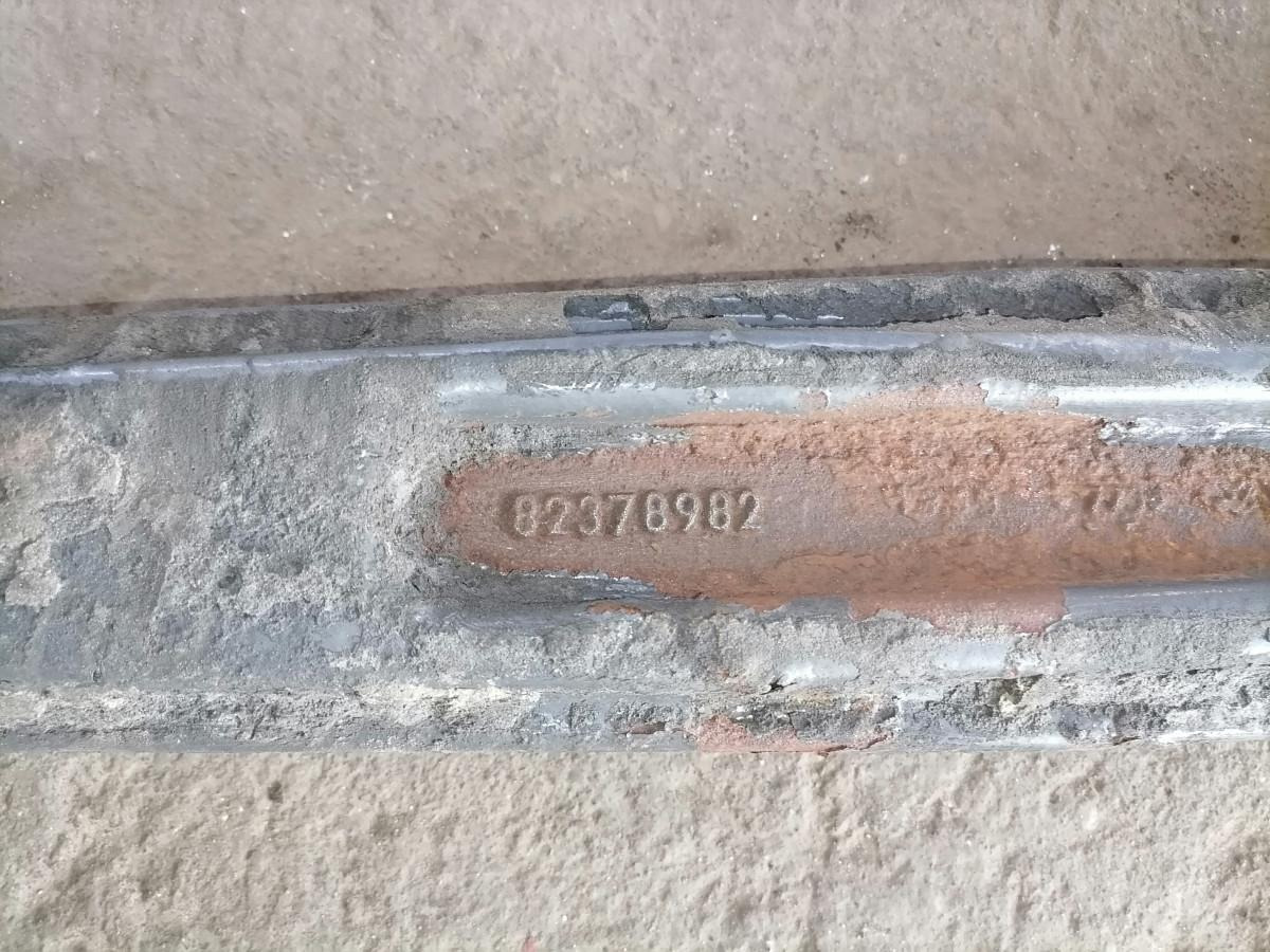 Volvo Air spring bracket 82378982 - Air suspension for Truck: picture 4 Volvo Air spring bracket 82378982 - Air suspension for Truck: picture 4