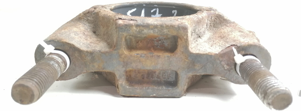 Volvo Anti roll bar bracket 1079482 - Anti-roll bar for Truck: picture 3 Volvo Anti roll bar bracket 1079482 - Anti-roll bar for Truck: picture 3