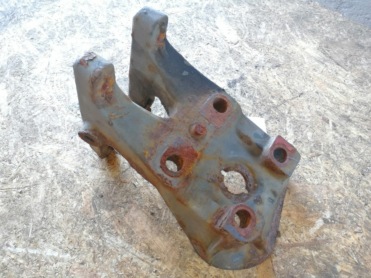 Volvo Bracket 20478912 - Suspension for Truck: picture 5 Volvo Bracket 20478912 - Suspension for Truck: picture 5