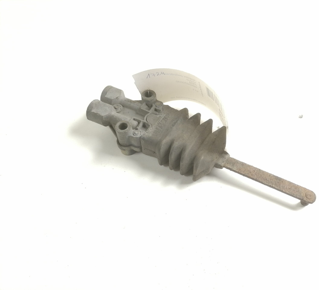 Volvo Cab suspension control valve 4640070030 - Cab suspension for Truck: picture 1 Volvo Cab suspension control valve 4640070030 - Cab suspension for Truck: picture 1