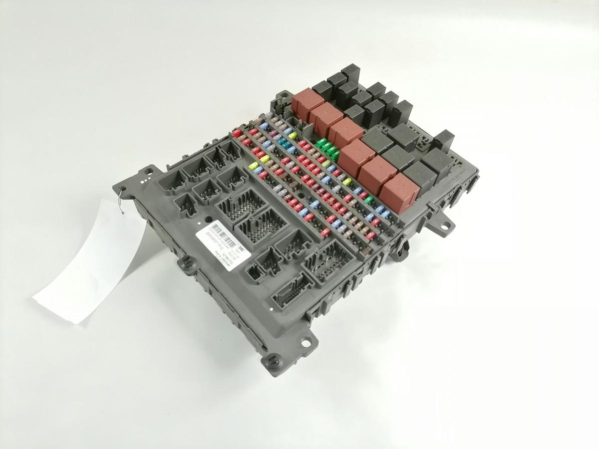 Volvo Central electric unit 22009557 - Fuse for Truck: picture 2 Volvo Central electric unit 22009557 - Fuse for Truck: picture 2