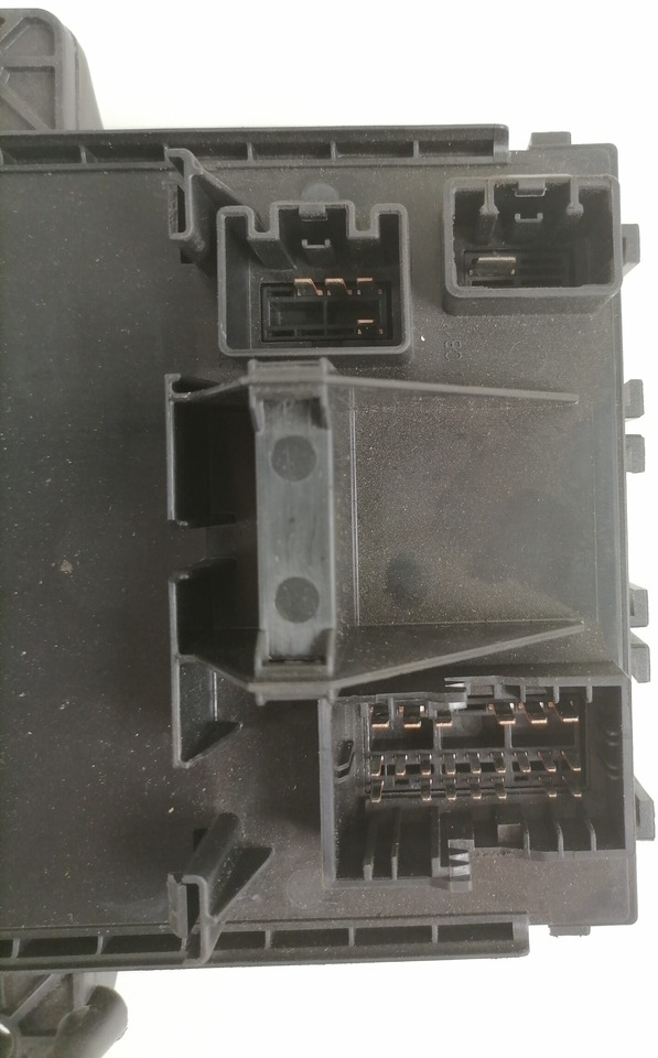 Volvo Fuse box 21939408 - Fuse for Truck: picture 4 Volvo Fuse box 21939408 - Fuse for Truck: picture 4