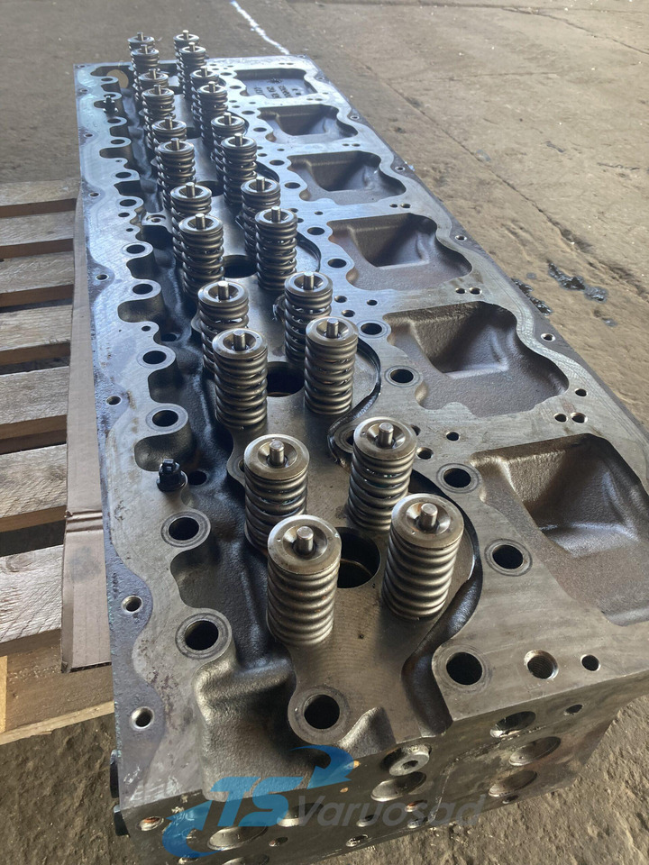 Volvo Plokikaas (Remonditud) 20938806 - Cylinder head for Truck: picture 4 Volvo Plokikaas (Remonditud) 20938806 - Cylinder head for Truck: picture 4