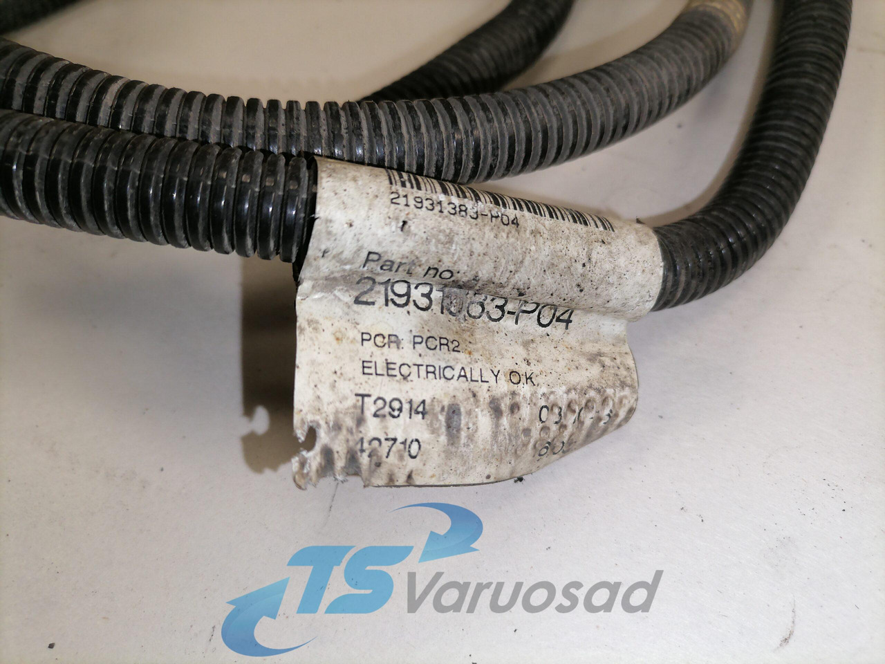 Volvo Raami juhtmestik 21931383 - Universal part for Truck: picture 4 Volvo Raami juhtmestik 21931383 - Universal part for Truck: picture 4