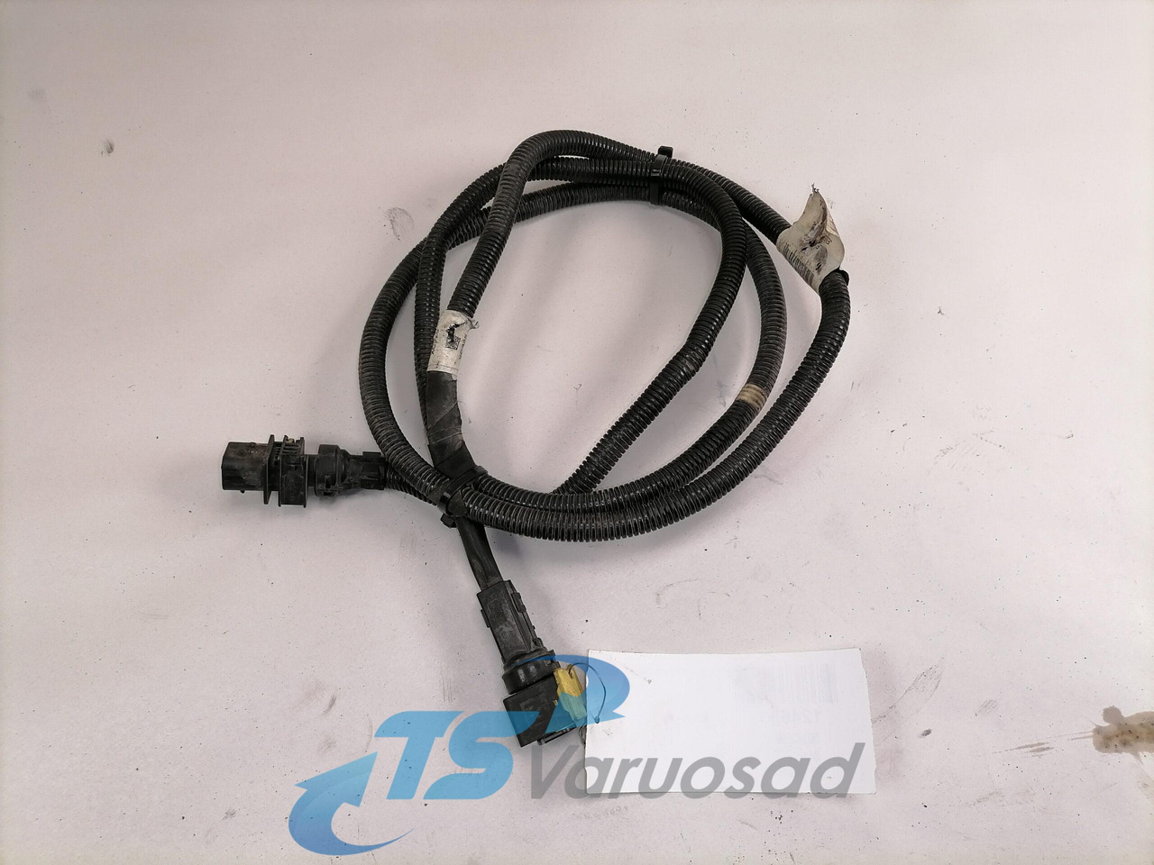 Volvo Raami juhtmestik 21931383 - Universal part for Truck: picture 1 Volvo Raami juhtmestik 21931383 - Universal part for Truck: picture 1