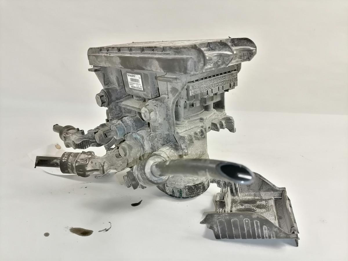 Volvo Rear axel brake pressure control valve 22225552 - Brake valve for Truck: picture 4 Volvo Rear axel brake pressure control valve 22225552 - Brake valve for Truck: picture 4