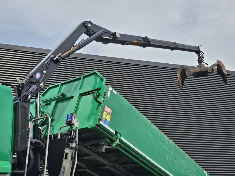 DAF TATRA T158/II 6X6 / HMF Z CRANE + 2 SIDE TIPPER - Tipper, Crane truck: picture 2 DAF TATRA T158/II 6X6 / HMF Z CRANE + 2 SIDE TIPPER - Tipper, Crane truck: picture 2