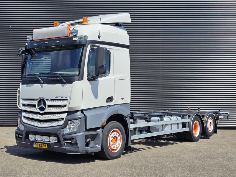 Mercedes-Benz ACTROS 2640 6x2-4 / NL TRUCK - Container transporter/ Swap body truck: picture 1 Mercedes-Benz ACTROS 2640 6x2-4 / NL TRUCK - Container transporter/ Swap body truck: picture 1