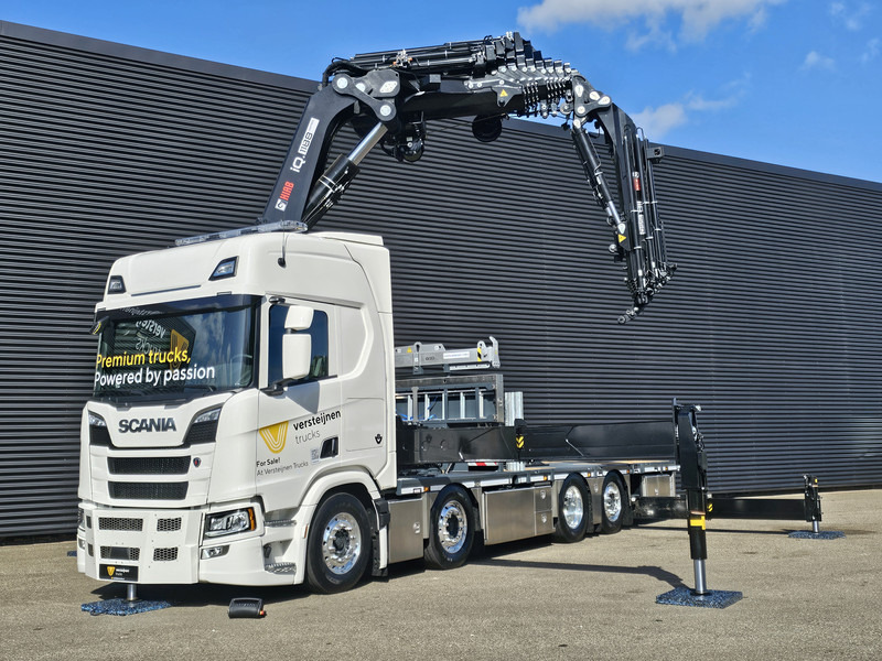 Scania R590 V8 / 8X2 / HIAB 1188 + JIB + WINCH - Dropside/ Flatbed truck, Crane truck: picture 3 Scania R590 V8 / 8X2 / HIAB 1188 + JIB + WINCH - Dropside/ Flatbed truck, Crane truck: picture 3