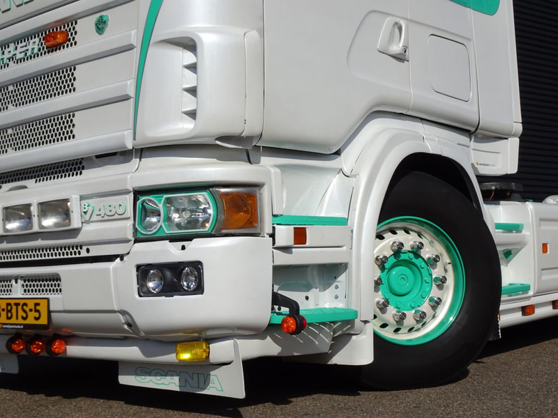 Scania R164.480 4x2 / MANUAL / RETARDER / SHOWTRUCK - Tractor unit: picture 4 Scania R164.480 4x2 / MANUAL / RETARDER / SHOWTRUCK - Tractor unit: picture 4