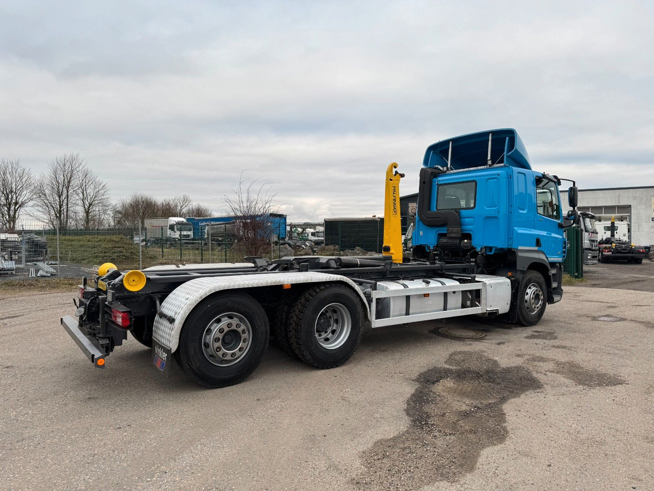 DAF CF 480 6X2 Abroller Funk 8 Stück neue Pirelli DAF CF 480 6X2 Abroller Funk 8 Stück neue Pirelli - Hook lift truck: picture 4 DAF CF 480 6X2 Abroller Funk 8 Stück neue Pirelli DAF CF 480 6X2 Abroller Funk 8 Stück neue Pirelli - Hook lift truck: picture 4