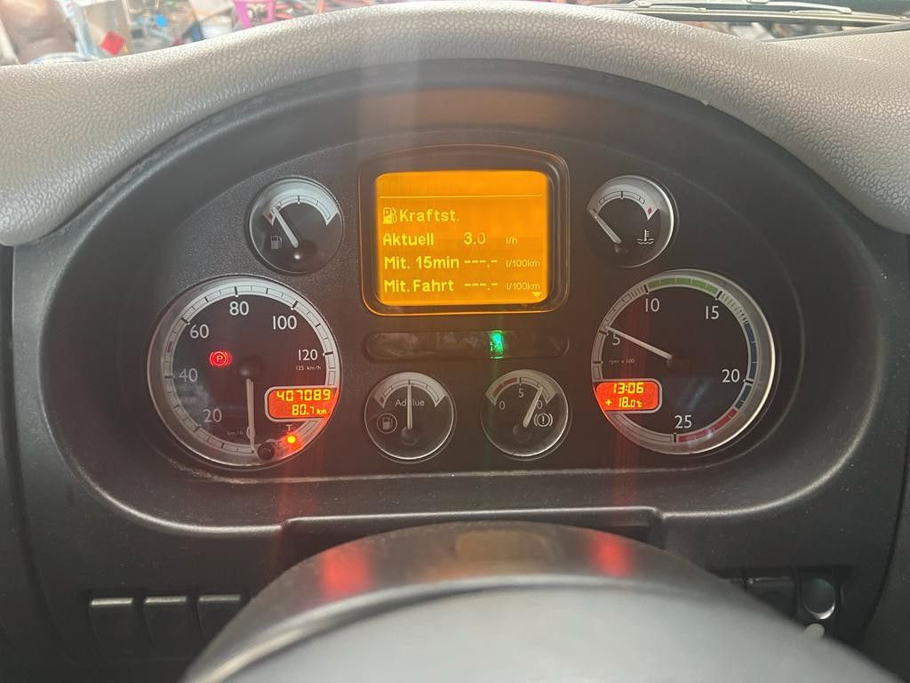 DAF CF 85.460 6X2 VDL Absetzer Top Zustand Retarder DAF CF 85.460 6X2 VDL Absetzer Top Zustand Retarder - Skip loader truck: picture 2 DAF CF 85.460 6X2 VDL Absetzer Top Zustand Retarder DAF CF 85.460 6X2 VDL Absetzer Top Zustand Retarder - Skip loader truck: picture 2