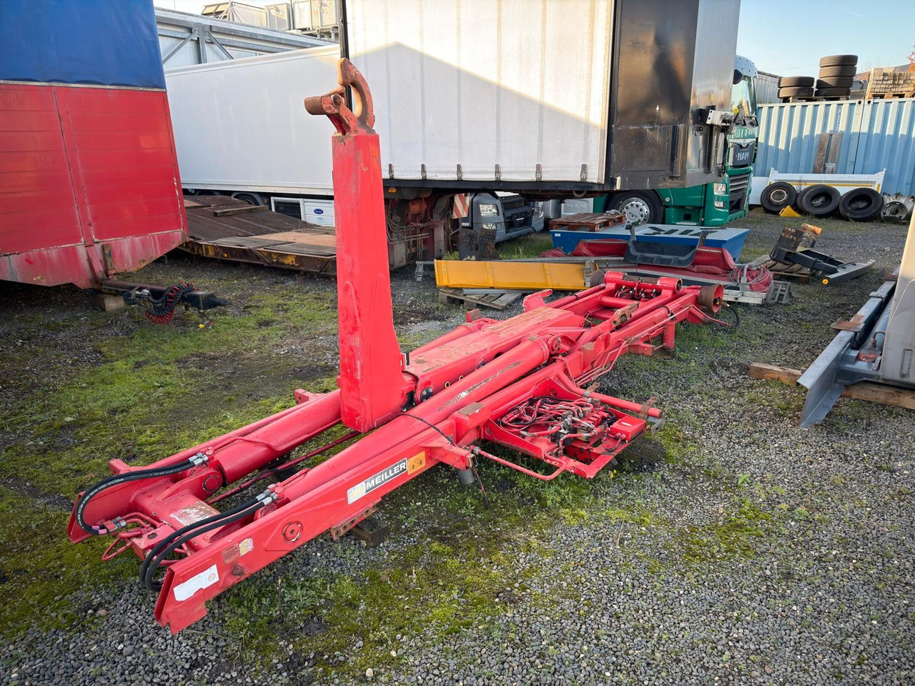 Meiller Abrollaufbau für 6X4 mit 3,90 Radstand Meiller RK 20.55 Abroll-Aufbau für 6X4 RS: 3,90m - Hook lift truck: picture 1 Meiller Abrollaufbau für 6X4 mit 3,90 Radstand Meiller RK 20.55 Abroll-Aufbau für 6X4 RS: 3,90m - Hook lift truck: picture 1