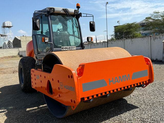 Hamm 320 - Compactor: picture 3 Hamm 320 - Compactor: picture 3