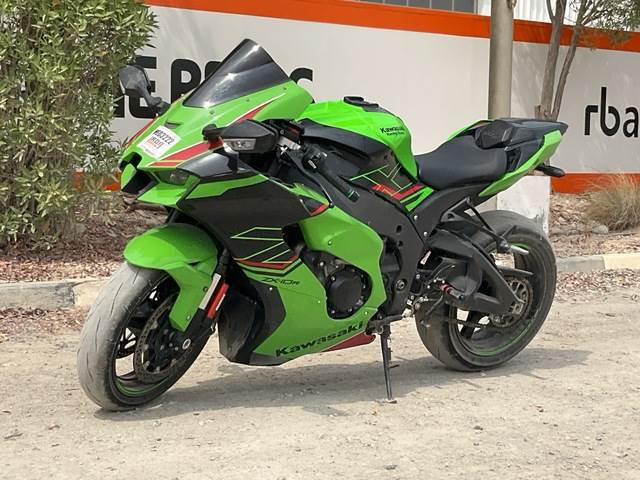 Kawasaki Ninja ZX10R - Motorcycle: picture 1 Kawasaki Ninja ZX10R - Motorcycle: picture 1