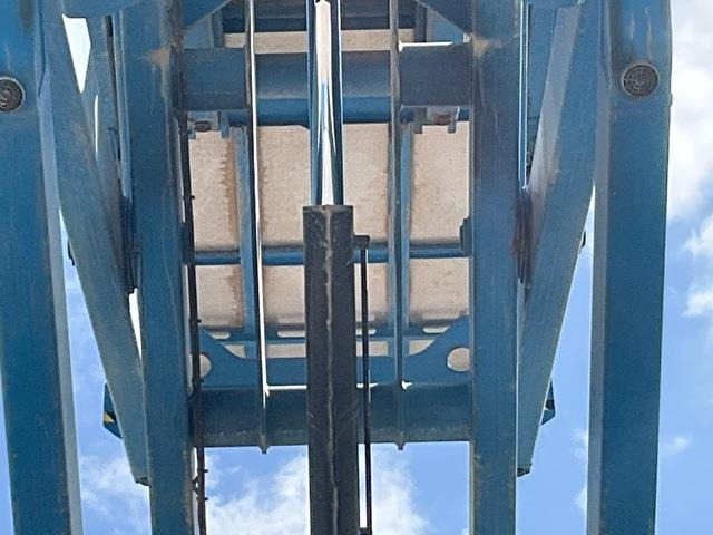 Scissor lift Genie GS5390: picture 23