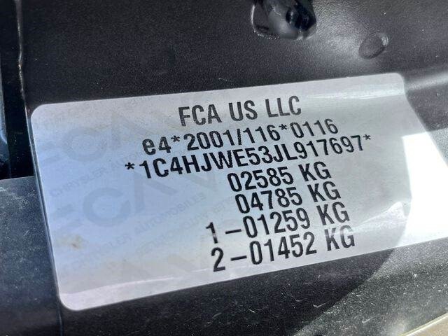 Jeep Wrangler JK Command - Car: picture 5 Jeep Wrangler JK Command - Car: picture 5