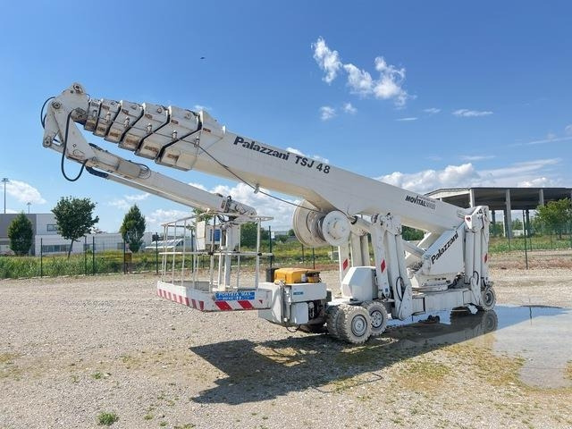 Palazzani TSJ 48 - Articulated boom: picture 1 Palazzani TSJ 48 - Articulated boom: picture 1