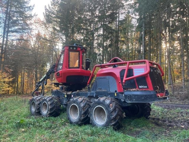 Komatsu XH901XC-6 - Forestry harvester: picture 2 Komatsu XH901XC-6 - Forestry harvester: picture 2