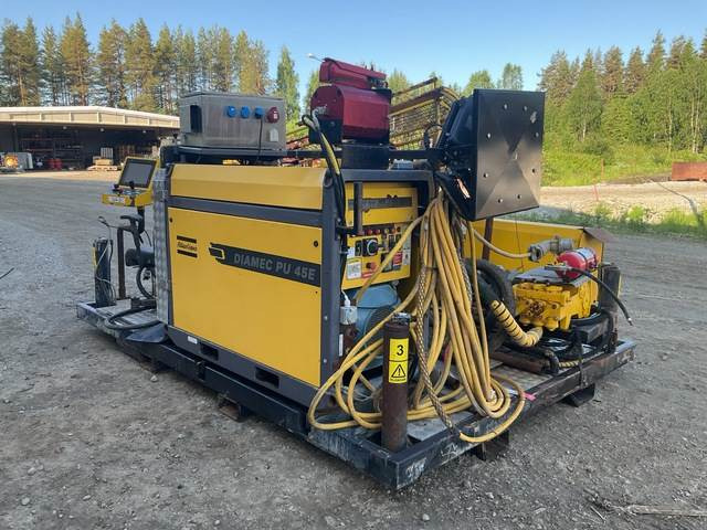 Atlas Copco Diamec U4 - Drilling rig: picture 2 Atlas Copco Diamec U4 - Drilling rig: picture 2