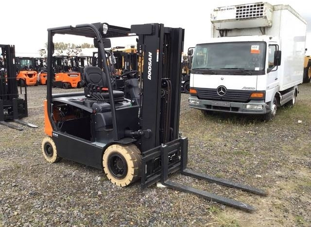 Doosan B25X-7 PLUS - Electric forklift: picture 4 Doosan B25X-7 PLUS - Electric forklift: picture 4