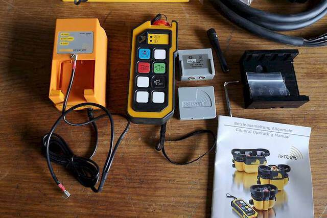 Hetronic RX14-HL - Tool/ Equipment: picture 2 Hetronic RX14-HL - Tool/ Equipment: picture 2