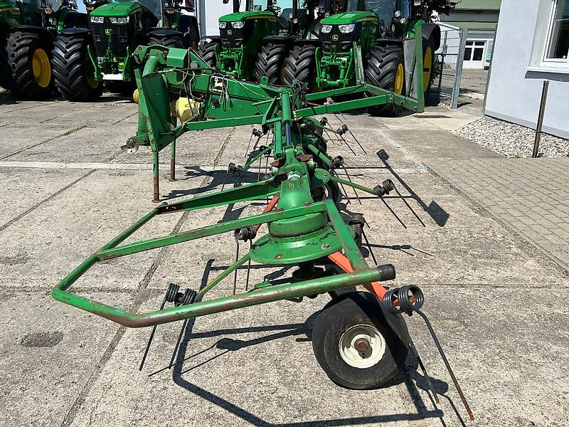 Tedder/ Rake Kuhn GF 630 1MH - John Deere: picture 7