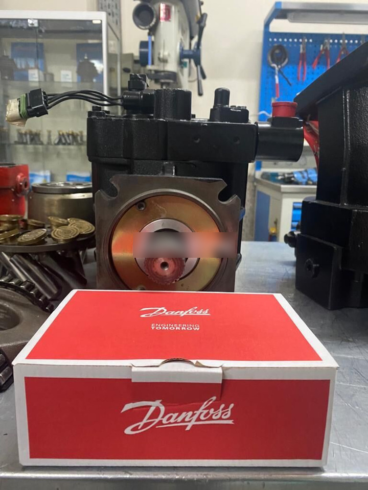 Danfoss MOOG Valfi Sauer-Danfoss MCV116G4201 for BOMAG construction roller - Hydraulics for Roller: picture 2 Danfoss MOOG Valfi Sauer-Danfoss MCV116G4201 for BOMAG construction roller - Hydraulics for Roller: picture 2