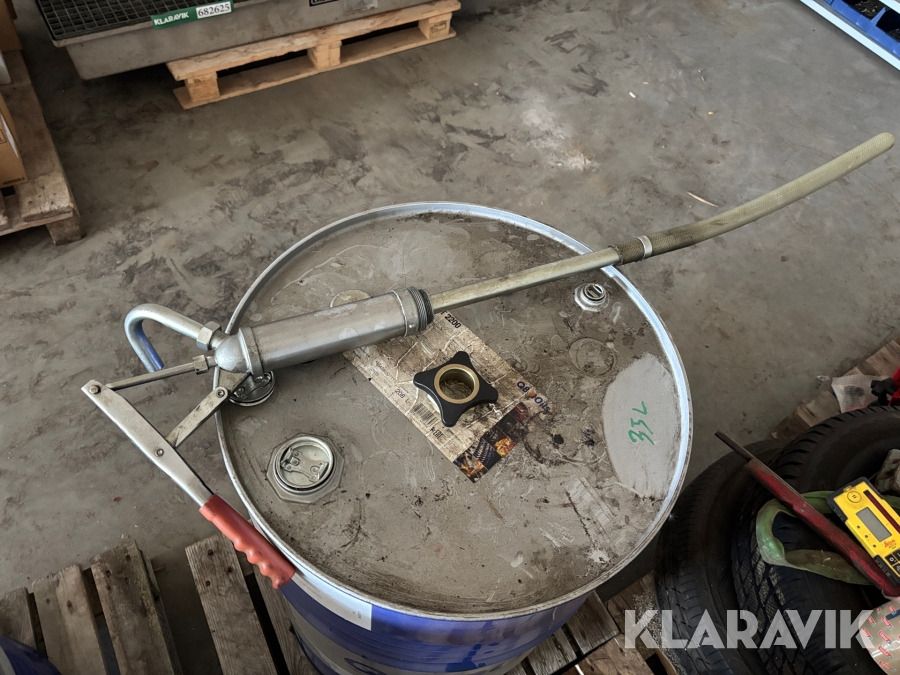 Hydraulisk olie Q8 T 2200 35 L - Construction equipment: picture 4 Hydraulisk olie Q8 T 2200 35 L - Construction equipment: picture 4