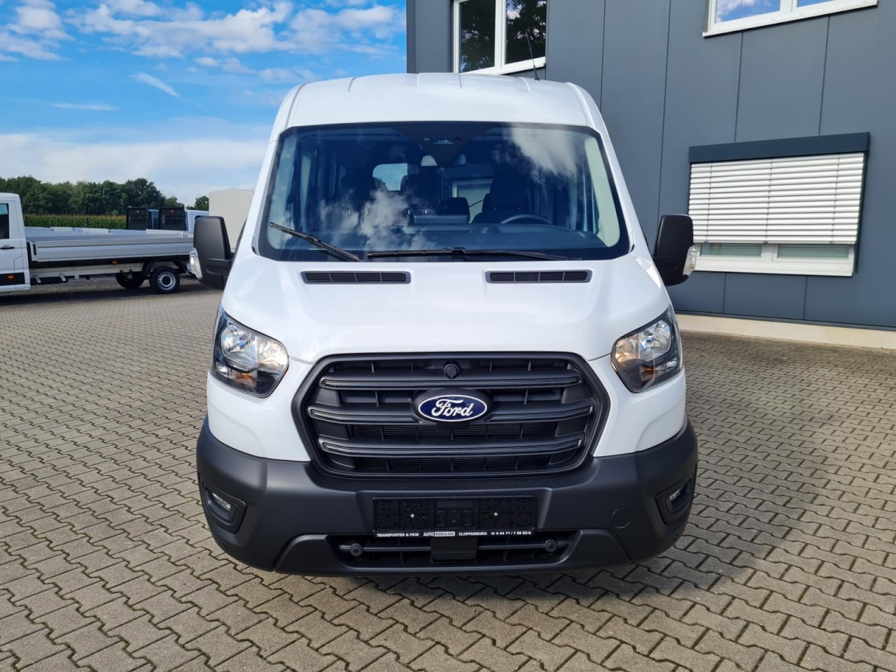 Ford Transit 350 Kombi 9 Sitze L3 AG Trend AHK KAMERA - Minibus, Passenger van: picture 2 Ford Transit 350 Kombi 9 Sitze L3 AG Trend AHK KAMERA - Minibus, Passenger van: picture 2