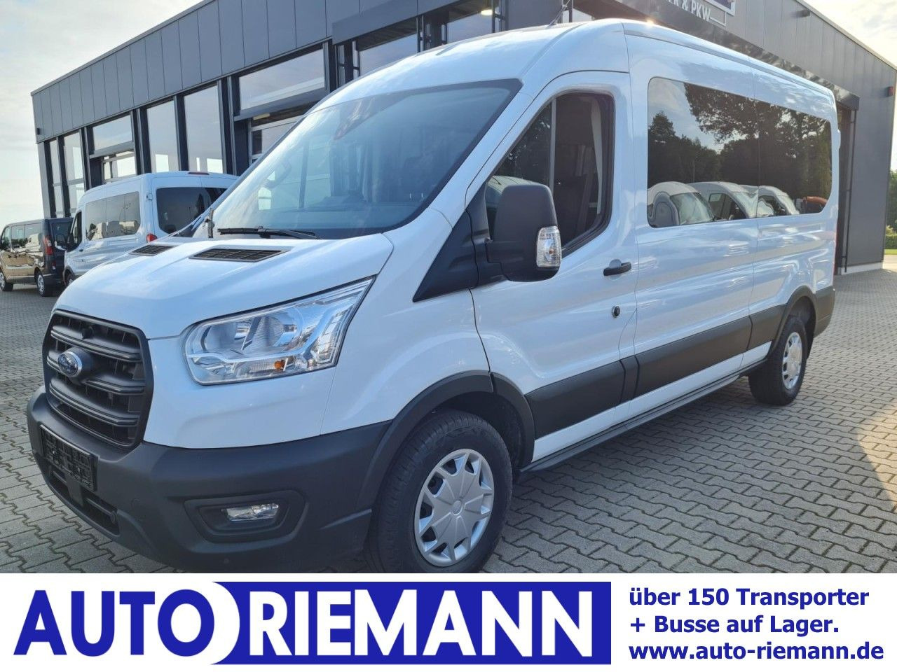 Ford Transit 350 Kombi TDCi L3 Trend 9 Sitzer AUTOMAT - Passenger van: picture 1 Ford Transit 350 Kombi TDCi L3 Trend 9 Sitzer AUTOMAT - Passenger van: picture 1