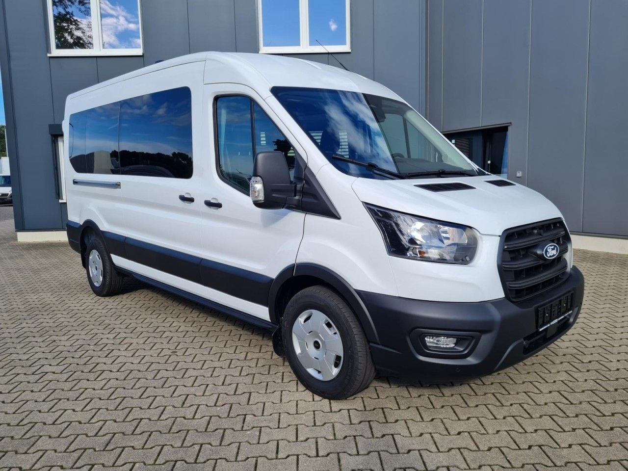 Ford Transit 350 Kombi TDCi L3 Trend 9 Sitzer AUTOMAT - Passenger van: picture 3 Ford Transit 350 Kombi TDCi L3 Trend 9 Sitzer AUTOMAT - Passenger van: picture 3