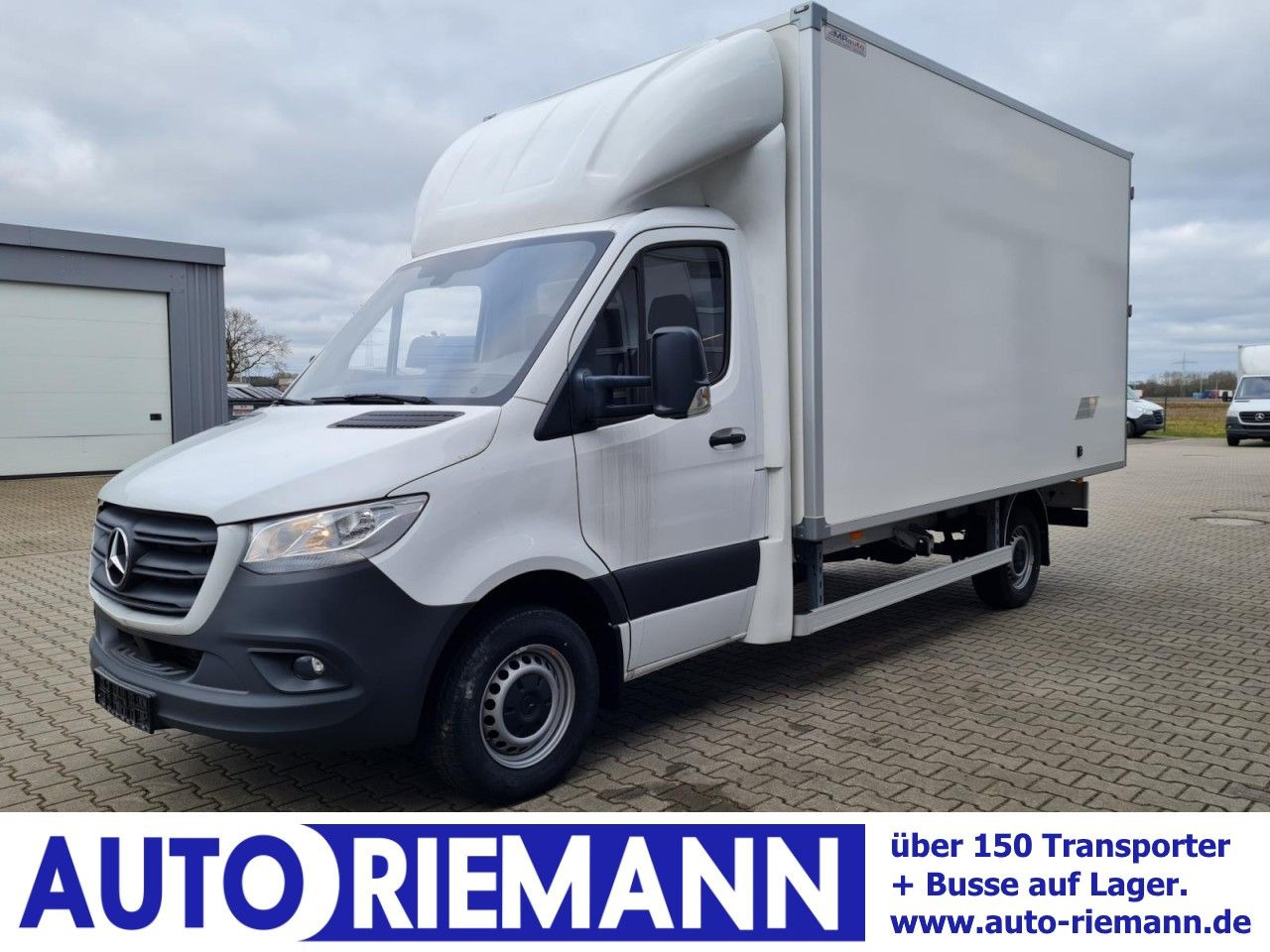 Mercedes-Benz Sprinter 315 CDi Koffer lang MBux, Klima - Box van: picture 1 Mercedes-Benz Sprinter 315 CDi Koffer lang MBux, Klima - Box van: picture 1