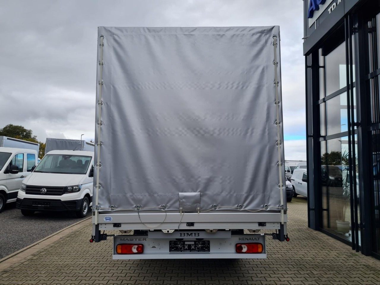 Curtain side van Renault Master Pritsche 2x Schiebe Plane 10 Pal. LUFTFEDERUNG: picture 17