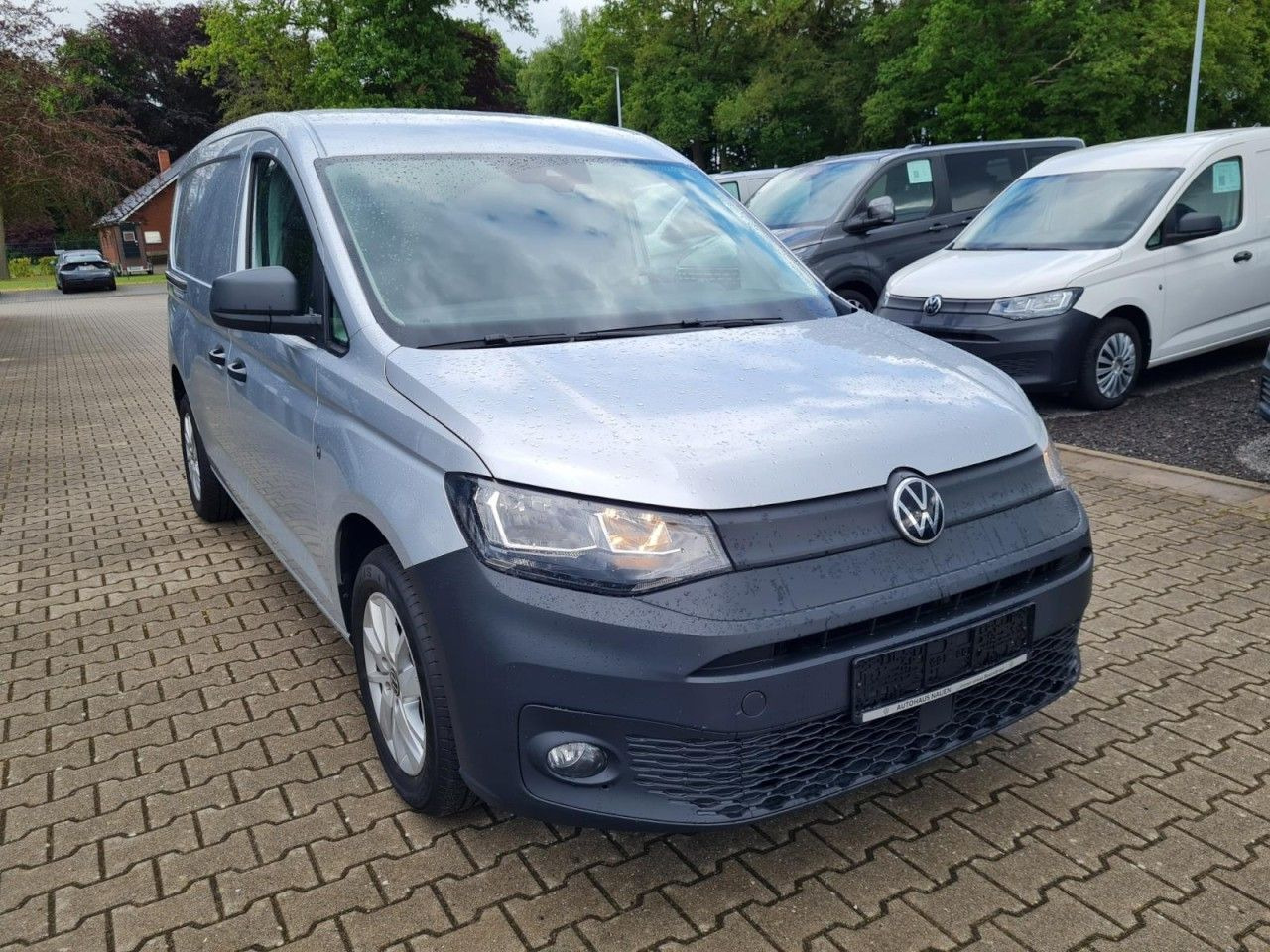 Volkswagen Caddy Cargo Maxi 2.0 TDI NAVI PDC KLIMA Alufelge - Small van: picture 2 Volkswagen Caddy Cargo Maxi 2.0 TDI NAVI PDC KLIMA Alufelge - Small van: picture 2