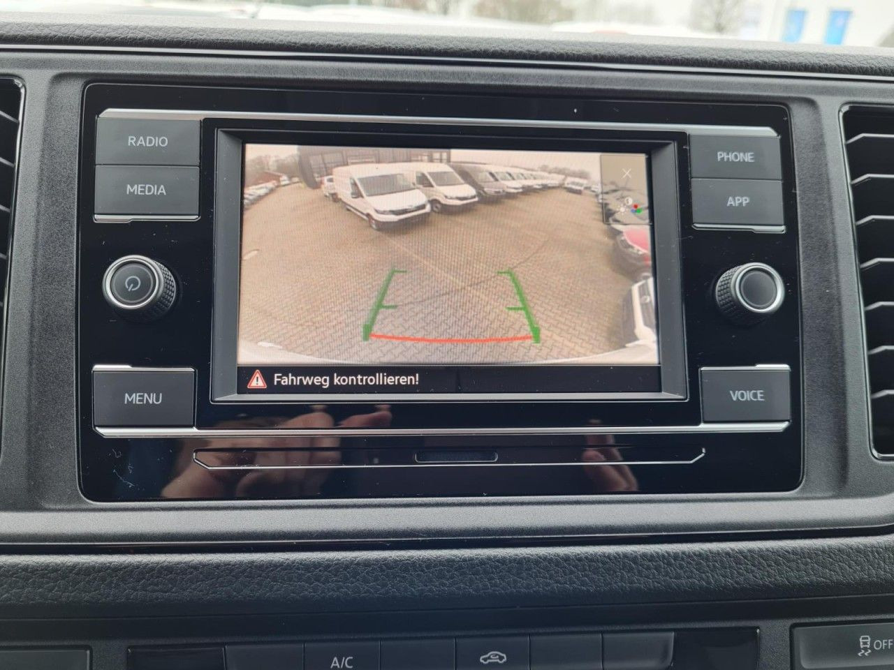 Panel van Volkswagen Crafter 35 Kasten MR hoch KLIMA KAMERA NAVI/APP: picture 14