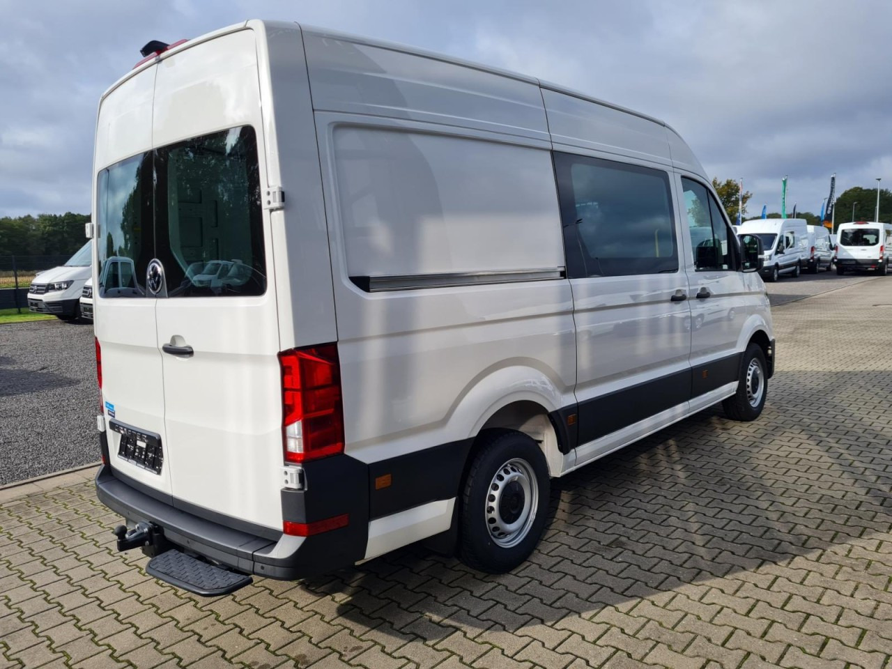 Volkswagen Crafter 35 Kasten TDI MR L3h3 Standheiz AHK - Panel van: picture 4 Volkswagen Crafter 35 Kasten TDI MR L3h3 Standheiz AHK - Panel van: picture 4