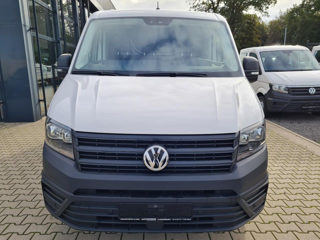 Volkswagen Crafter Kasten TDI MR L3H2 KLIMA TEMPOMAT - Small van: picture 2 Volkswagen Crafter Kasten TDI MR L3H2 KLIMA TEMPOMAT - Small van: picture 2