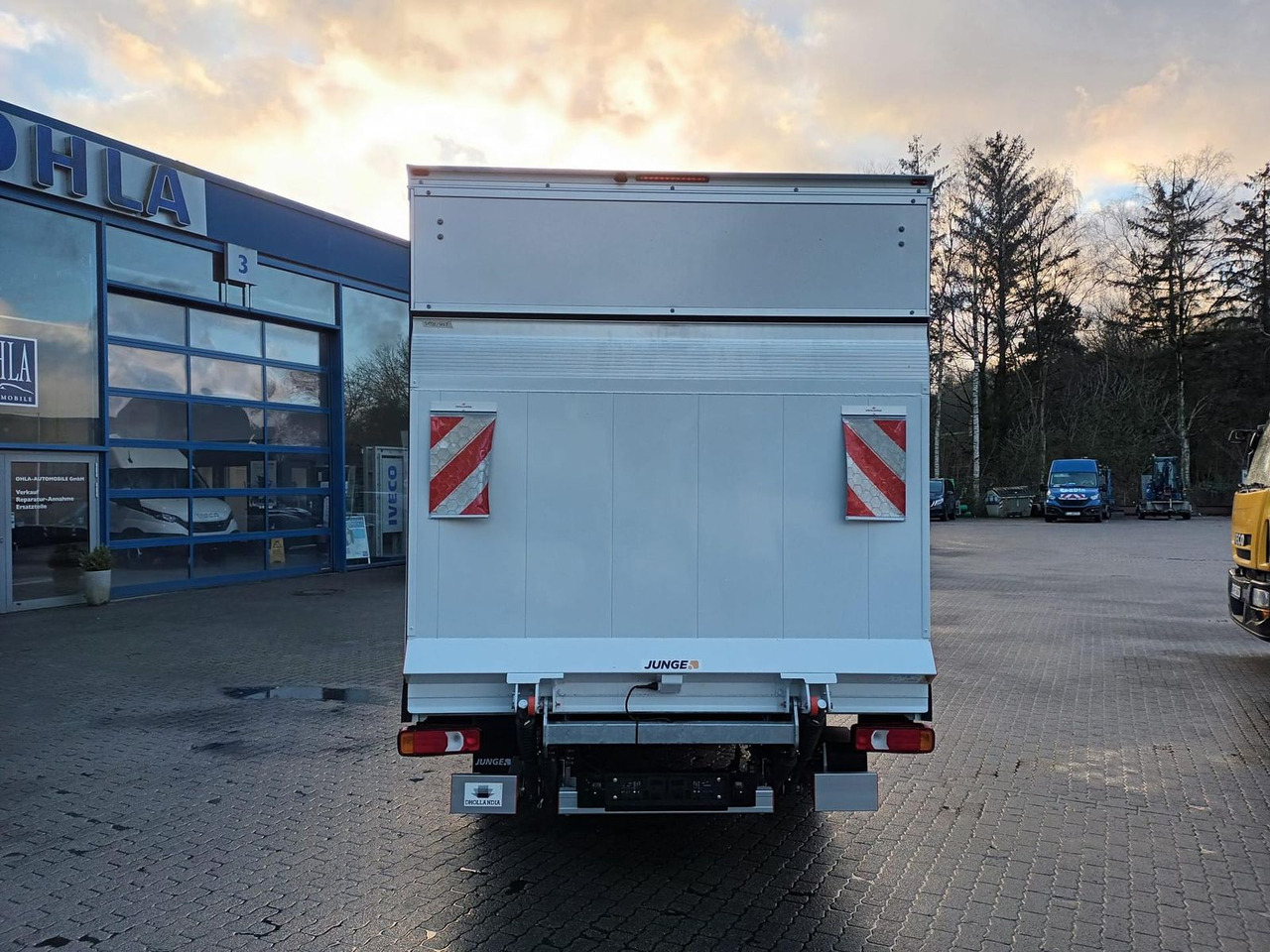 Iveco Daily 35S16HA8 Koffer LBW - ab 0% Finanzieren - Box van: picture 3 Iveco Daily 35S16HA8 Koffer LBW - ab 0% Finanzieren - Box van: picture 3