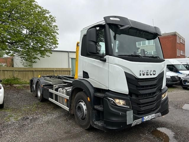 Iveco X-WAY AD280X46Y/PS ON Palfinger PH T20 SLD5 3... - Hook lift truck: picture 1 Iveco X-WAY AD280X46Y/PS ON Palfinger PH T20 SLD5 3... - Hook lift truck: picture 1