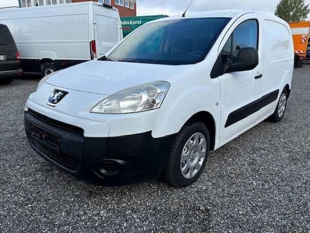 Peugeot Partner L1 Komfort Kühlkoffer 66 kW (90 PS), ... - Minibus, Passenger van: picture 3 Peugeot Partner L1 Komfort Kühlkoffer 66 kW (90 PS), ... - Minibus, Passenger van: picture 3