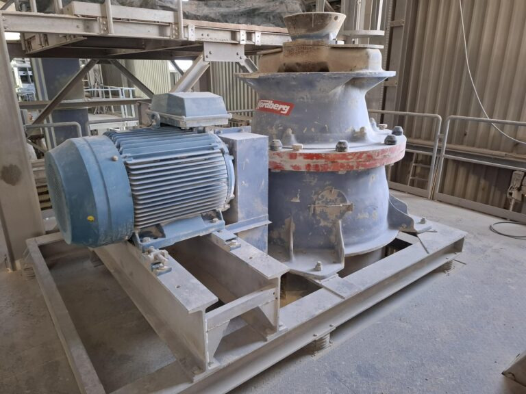 Nordberg G11 Fine – Cone crusher / Kegelbrecher - Cone crusher: picture 1 Nordberg G11 Fine – Cone crusher / Kegelbrecher - Cone crusher: picture 1