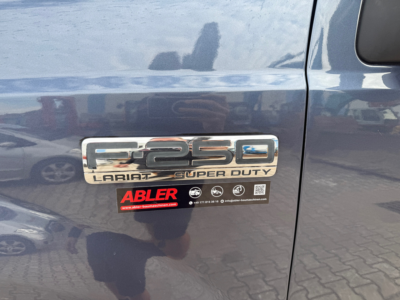 Pickup truck FORD F250: picture 9